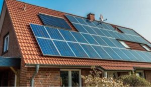 How to clean the solar panels at home