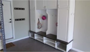 How to make a mudroom in your garage