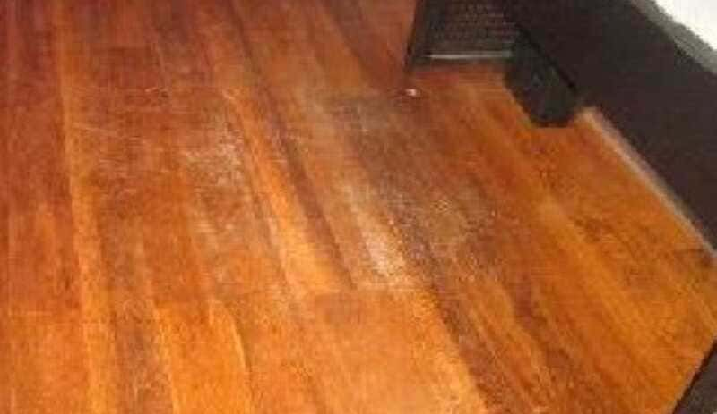 How to fill gaps in vinyl plank flooring.