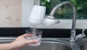 How to install a water filter at the sink.