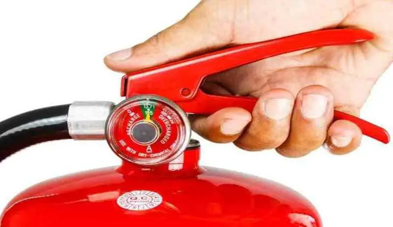 How to use a fire extinguisher properly.